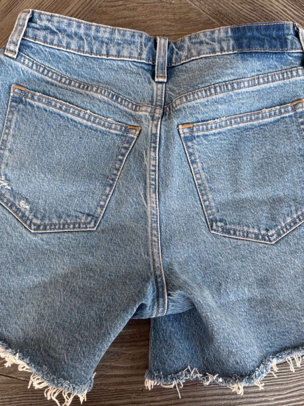 Abercrombie & Fitch Light Blue Distressed Denim Jean Shorts - Picture 3 of 3
